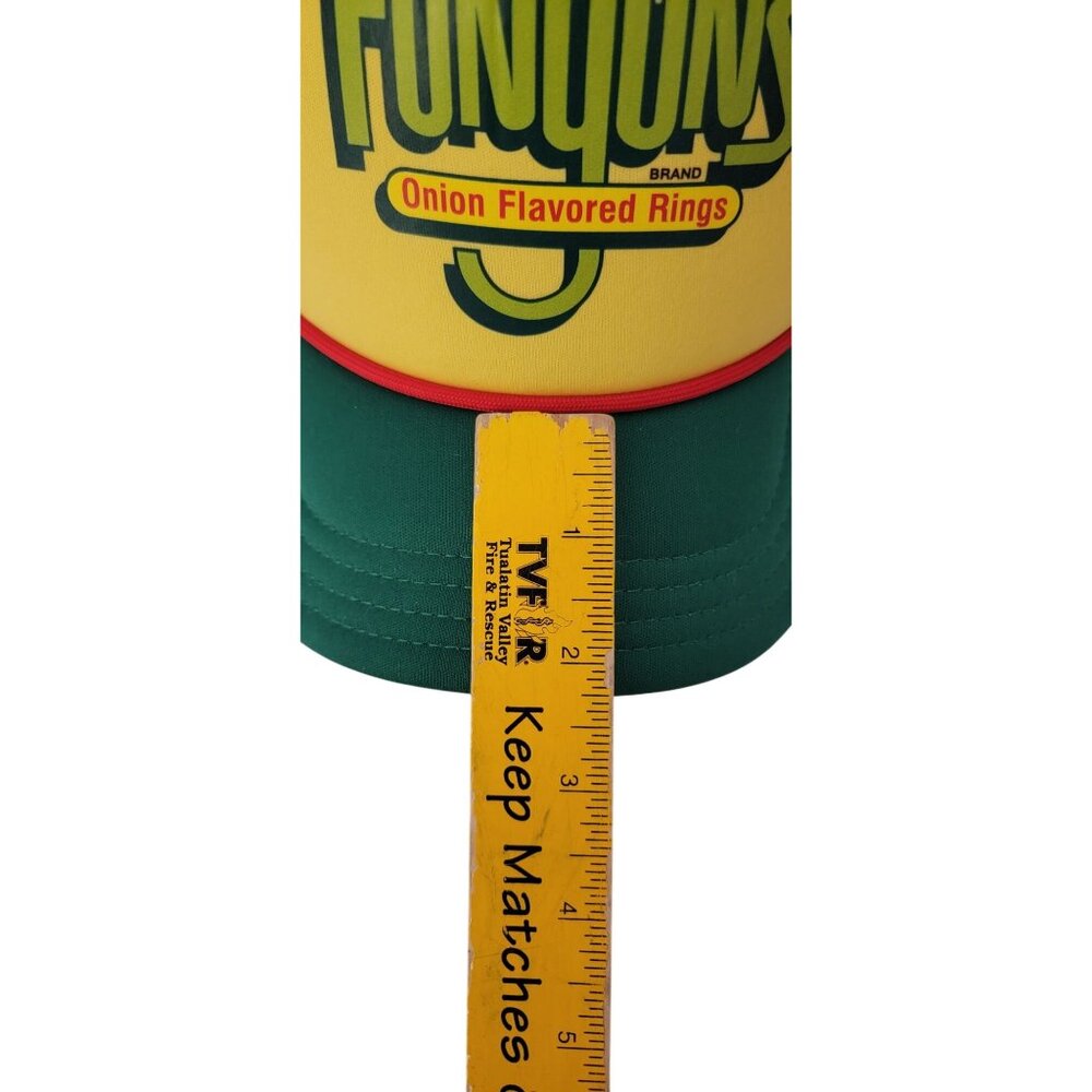 Funyuns Trucker Hat Yellow Green Mesh Snapback Onion Flavored Rings NWT - Picture 9 of 9
